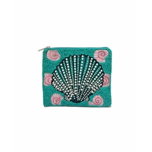 Best-Selling Beaded Clutch Bags: Stay on Top of the Fashion Trends