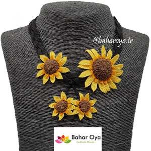 Türkan'ın Ayçiçeği Tutkusu Kolye (Siyah Bant) - Product Image 1