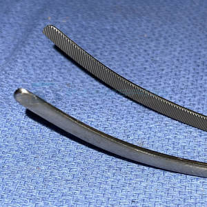 Pinces manuelles pour intestins et estomac en acier inoxydable 2025, modèle BTECH ENTERPRISES BE-2007, certifiées CE, instruments chirurgicaux de classe I - Product Image 5