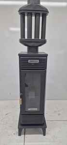 Estufa de Leña/Pellets DORELLO con Recuperación de Calor, Máxima Eficiencia, Mínimo Consumo de Combustible Diseño Tradicional de Hierro Fundido para Uso en Hoteles TR - Product Image 2