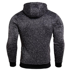 Sudadera con capucha elegante hecha de tela transpirable con acabado suave, ajuste relajado y comodidad duradera para uso diario. - Product Image 3