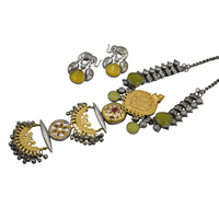 Collier Dualtone traditionnel en laiton de haute qualité collier de bijoux Design à la mode avec boucles d'oreilles pour femmes et filles