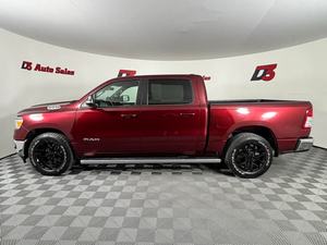 Échange de véhicule neuf : NOUVEAU RAM 1500 BIG HORN HEMI 2022 avec un VSE TURBO SPÉCIAL, LIVRAISON GRATUITE, INCLUT DES AVANTAGES SPÉCIAUX, SIÈGES EN CUIR - Product Image 5