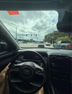 Hyundai Tucson Ultimate Sport d'occasion propre, modèle 2022 - Product Image 3