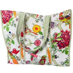Bolso Tote de Hombro Tradicional Hecho a Mano para Mujer, Diseño Elegante, Estampado a Mano, Algodón Acolchado, 100% Algodón, Accesorio de Moda - Product Image 1