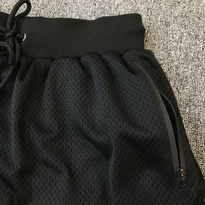 Vente en gros de shorts de sport en maille 100% polyester pour hommes, shorts de basket-ball écologiques à motif uni, option de sublimation - Product Image 5