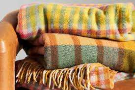 Compre mantas de lana de mala calidad, mantas de invierno de lujo suaves y cálidas tejidas en La India por Harshit International Size Twin - Product Image 6