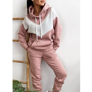 Ensemble de survêtements simples personnalisés pour femmes survêtement décontracté respirant avec sweats à capuche et pantalons de survêtement pour l'automne - Product Image 5