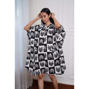 Camisa Kaftan de Concha de Ébano y Marfil, Traje de Baño para Mujer - Product Image 1