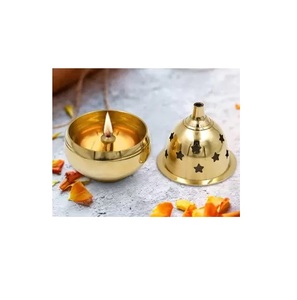 Hot selling top indian kuber diya made of <b>brass</b> table diya <b>oil</b> <b>lamp</b> for home and temple puja diya exporter from India - Product Image 3