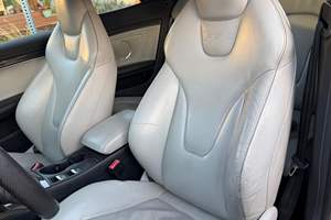 Audi RS5 Cabriolet 2015 d'occasion, 47 300 milles, 450 ch, V8, transmission intégrale, bleu Sepang effet nacré - Product Image 6