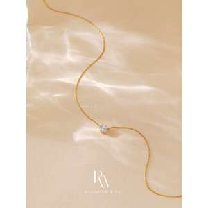 Collana Solitario con Diamante CZ Singolo Galleggiante in Oro, Impermeabile e Inossidabile, per Uso Quotidiano, Girocollo Delicato con Strass per Stratificazione - Product Image 3