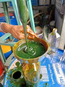 ACEITE DE GOMA PREMIUM Y CONFIABLE/USO MULTIUSOS/GRAN ECONOMÍA/HECHO EN VIETNAM - Product Image 4