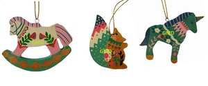 Adornos artesanales de papel Kashmiri Mache perfectos para decoración y regalos - Product Image 5