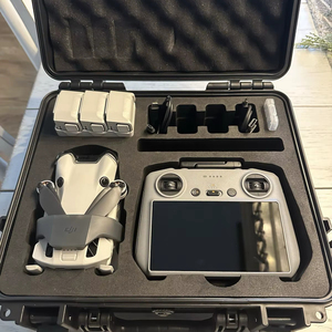 Dron con Cámara DJI Mini 4 Pro Fly More Combo Especial con Control Remoto RC 2 - Product Image 1