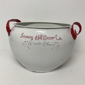 Mistletoe Grove Maceta con elegante acabado rústico para sujetar verduras de invierno y decoración floral navideña para áreas al aire libre - Product Image 1