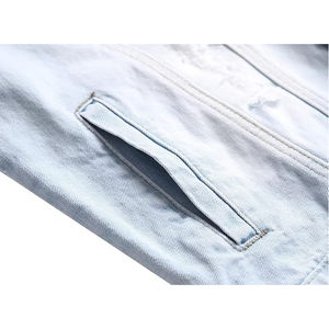 Veste en jean boutonnée à manches longues pour hommes légère en détresse avec un tissu en denim de haute qualité et de qualité supérieure - Product Image 6