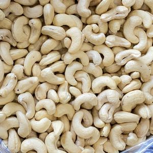 ขายร้อน ราคาถูก เม็ดมะม่วงหิมพานต์ W180 ดิบ ตัดขนาดตามสั่ง ซานติโก เวียดนาม คุณภาพสูง - Product Image 1