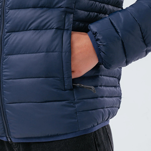 เสื้อแจ็คเก็ตพัฟเฟอร์ผ้าแคนวาสคุณภาพสูงสำหรับผู้ชาย สไตล์นักศึกษา เหมาะสำหรับกิจกรรมกลางแจ้ง ฤดูหนาว ขายดี รับสกรีนโลโก้และลวดลาย ผ้าฝ้าย รุ่นปี 2026 - Product Image 6