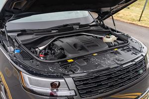 RANGE ROVER P400 SE LWB 2024 USADO (LHD/RHD) - Product Image 5