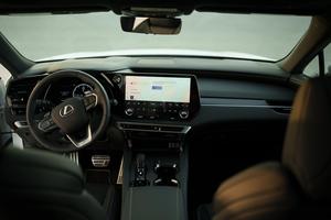 Nuevo Lexus RX350 F SPORT/AWD 2025 con Cámara Trasera 360, Capacidad de Carga de 31-40T, Emisión Diésel/GAS, Automático, PRECIO ASEQUIBLE EN VENTA - Product Image 4