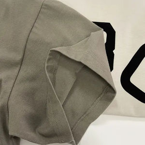 T-shirt unisexe décontracté confortable en coton 100% pur, couleur unie, personnalisable, 220 grammes - Product Image 6