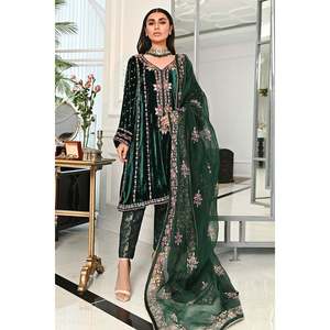 Ensemble de costume pour femmes par Lylah - Product Image 1