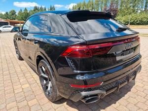 Nuevo Audi RSQ8 2025 4.0L TFSI SUV con Asientos de Cuero, Techo Panorámico, Faros LED, Automático, R20, Volante a la Izquierda, Color Oscuro - Product Image 3