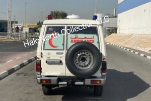 Toyota Land Cruiser Hard Top Ambulance 2021, état neuf, boîte manuelle, options essence et diesel - Product Image 6