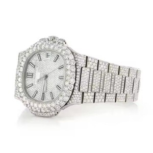 Reloj de Diamantes Completamente Blanco con Incrustaciones de Alta Calidad para Exportación, con Acero Inoxidable para Hombre, Accesorios de Moda Disponibles a un Precio Accesible - Product Image 1
