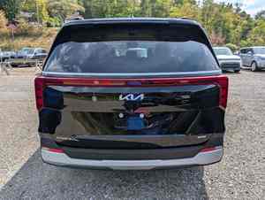 Minivan Híbrida Carnival EX FWD 2025 USADA con Motor Híbrido Turbo de 1.6L en Buen Estado - Product Image 4