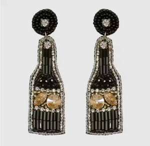 Promotion Vente en gros Boucles d'oreilles en résine Design ange Peintes à la main Étanches Bijoux de mode Produit le plus vendu - Product Image 2