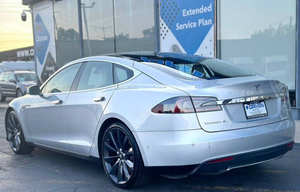 Tesla Model S 2015 en Perfecto Estado - Product Image 5