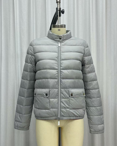 Chaqueta de mezclilla lavada para mujer a la moda, abrigo de manga larga con botones cubiertos y cuello vuelto para primavera y otoño - Product Image 2