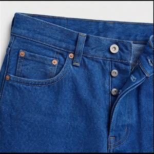 กางเกงยีนส์ทรงตรงสไตล์วินเทจ ล้างสีแบบคลาสสิก ทรงหลวมใส่สบาย เหมาะสำหรับใส่ในชีวิตประจำวัน ลุคสบายๆ สีสั่งทำได้ - Product Image 4