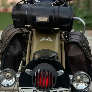 Alforjas de cuero Bolsa de motocicleta Negro tres alforjas Bolsas de sillín - Product Image 1
