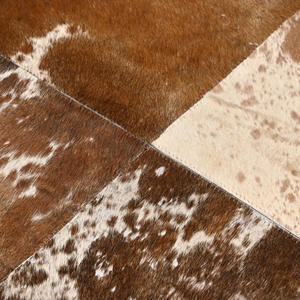 พรมหนังแท้แบบต่อผ้า |   พรมหนังวัวทำมือแบบ OEM - Product Image 5