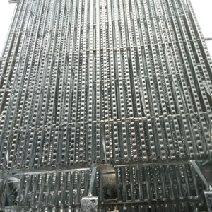 Los pisos acanalados de acero inoxidable son buenos para cerdos Inox 304 de Vietnam Fabricante Pisos a precio barato para cerdos l2375 w450 h15 - Product Image 2