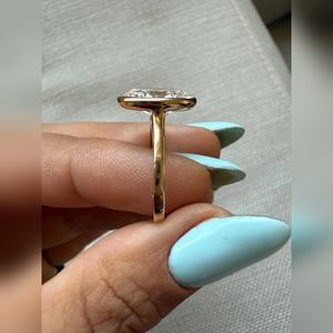 Anillo de Diamante de Laboratorio con Corte Ovalado de 3.00CT, Precio de Fábrica, VVS1 VVS2, Joyería de Compromiso y Boda, Envío Global - Product Image 4