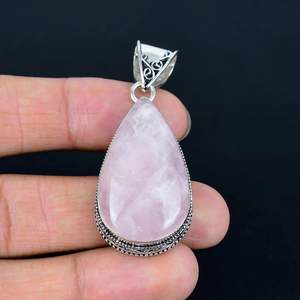 Pendentif classique en argent sterling 925 pour amoureux avec breloques en quartz rose pour anniversaire, unisexe, vente en gros - Product Image 1