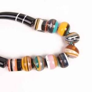 Collier en cristal de résine fait à la main pour femmes, bijoux élégants pour les fêtes, pendentifs de mode, colliers de mode, bijoux de mode - Product Image 3