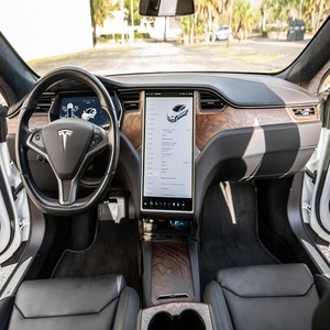 Tesla Model S 100D 2018 très demandée - Product Image 2