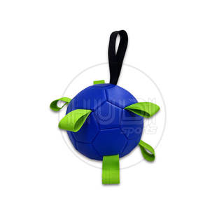 Jouet de football en caoutchouc durable et écologique pour animaux de compagnie, jouet imperméable pour chiens pour un plaisir en plein air sans fin - Product Image 3