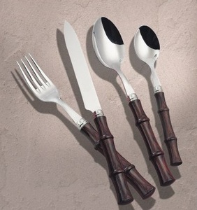 Modern Stainless Steel and Wooden Cutlery Set Crafted for Unique <b>Table</b> Decor and Functional Use - Product Image 6