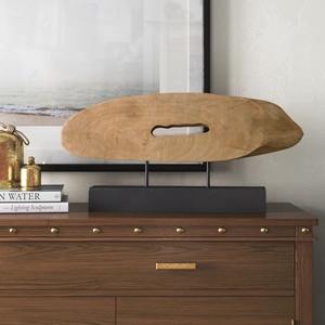 Belle sculpture en métal avec cœur doré et brillant, ornement de table artistique, accent décoratif de luxe pour intérieurs élégants - Product Image 4