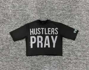 เสื้อยืดผ้าฝ้ายผู้ชายพิมพ์ลายปะติดแขนสั้นใส่สบายสไตล์สตรีทแวร์ผลิตจากโรงงาน - Product Image 5