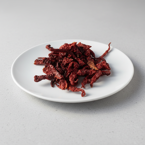 Piments rouges Byadgi secs de qualité supérieure, 50 g, entiers, séchés au soleil, tiges de piment Guntur Teja, couleur intense, épices douces, Glee Impex, 100 % naturel - Product Image 3