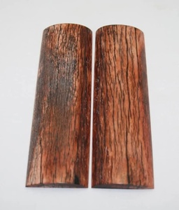 Poignées de couteau d'artisanat en écailles d'os pour couteaux de chasse, utilitaires et industriels, avec lame damas faizacraft - Product Image 3