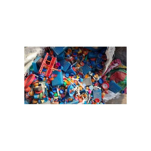 Unités d'extrusion de tuyaux et de recyclage du plastique Débris de plastique lavés à chaud sans contamination pour usage industriel - Product Image 4