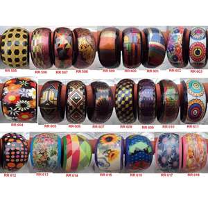 Bracelets en résine de style religieux de qualité supérieure BS INTERNATIONAL, en stock, forme de boule, plusieurs couleurs, pour femmes, pour mariage, culturels - Product Image 4